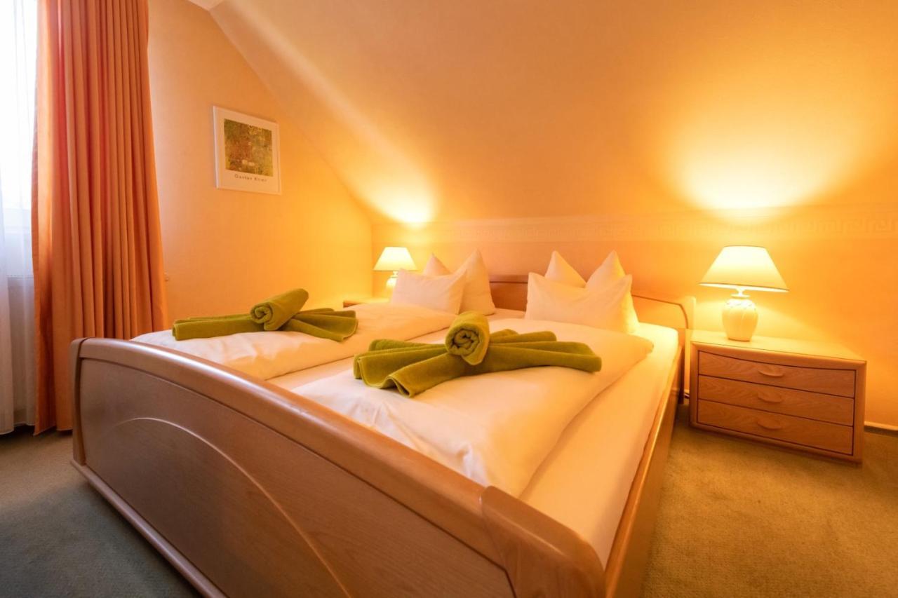 Hotel Zum Steinhof 바트브랑켄부르크 외부 사진